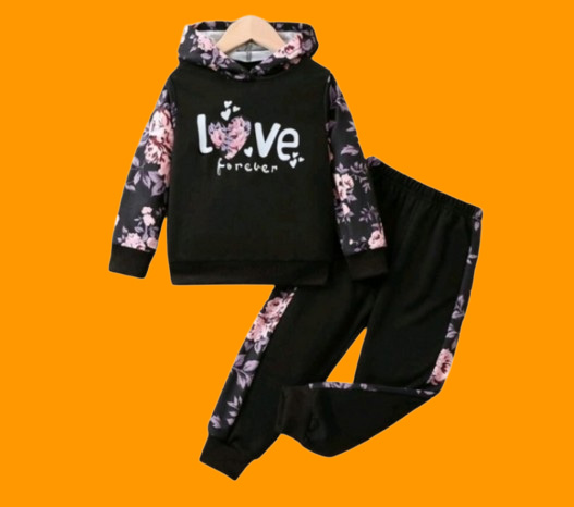 Kids; Children ;Baby Boys; Girls; Winter Collection; Boys/Girls Dress Winter Collection set; Toddler;  Stylish And Premium quality Swaet Shirt And Pant Set